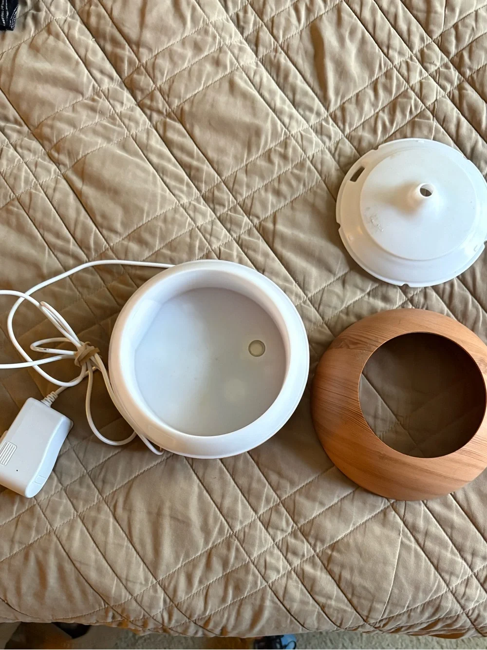 Huntington Home Wood Grain Essential Oil Diffuser New 3-Pack Essential Oils Set